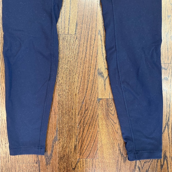 Lululemon Wunder Under Hi-Rise Leggings - Picture 2 of 9